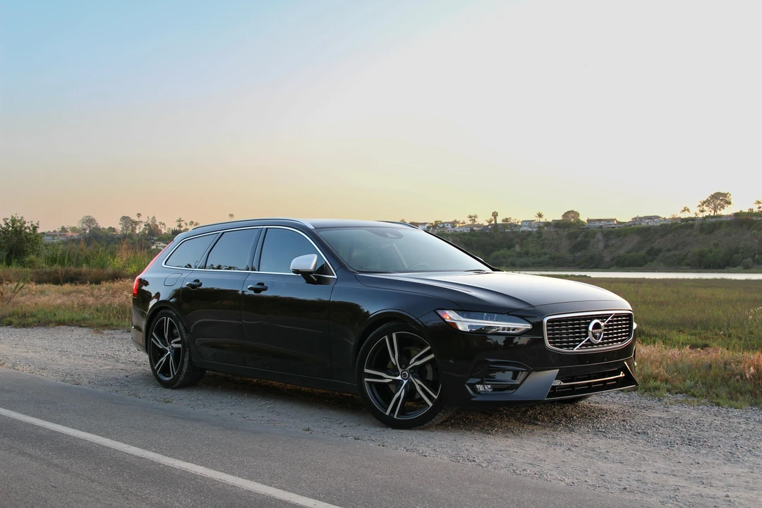 2018 Volvo V90 - Image 12 of 23