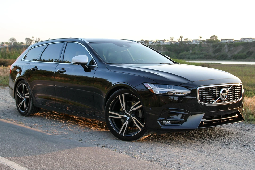 2018 Volvo V90 - Image 3 of 23