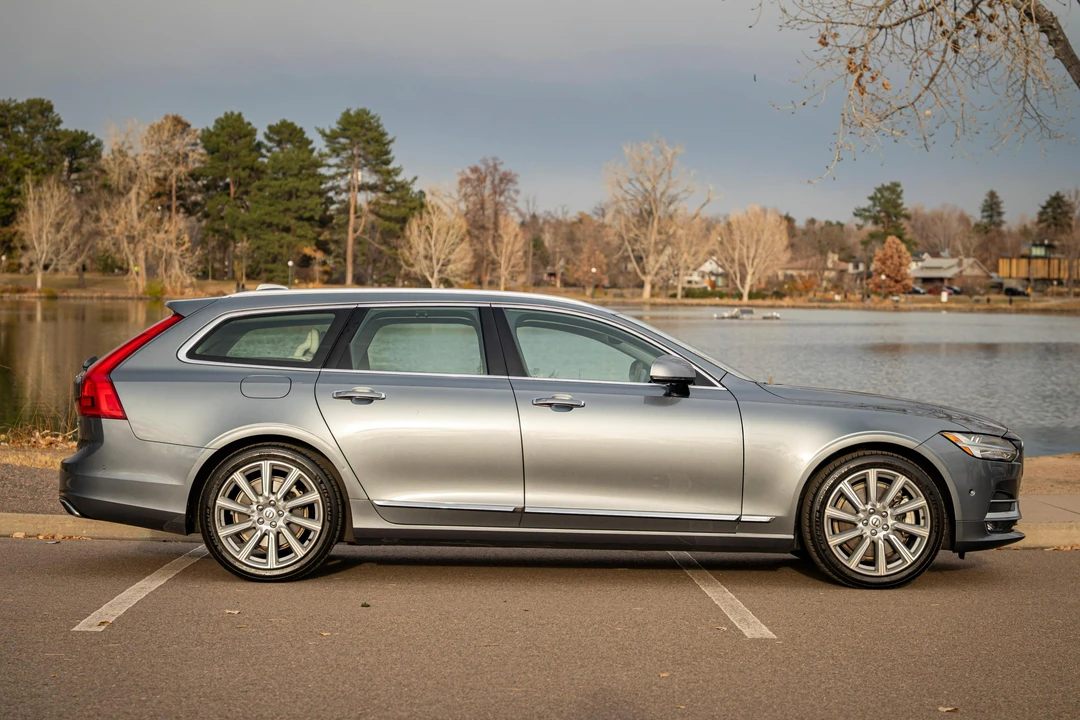 2018 Volvo V90 - Image 3 of 31