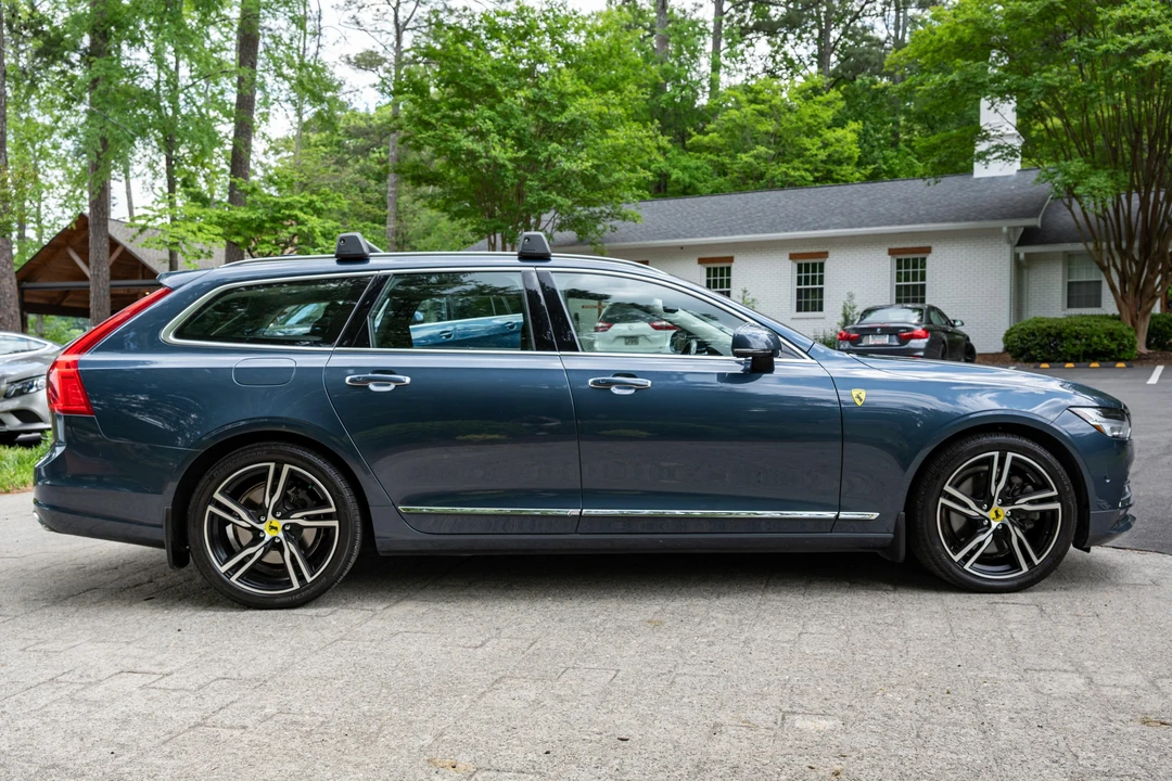 2018 Volvo V90 - Image 3 of 31