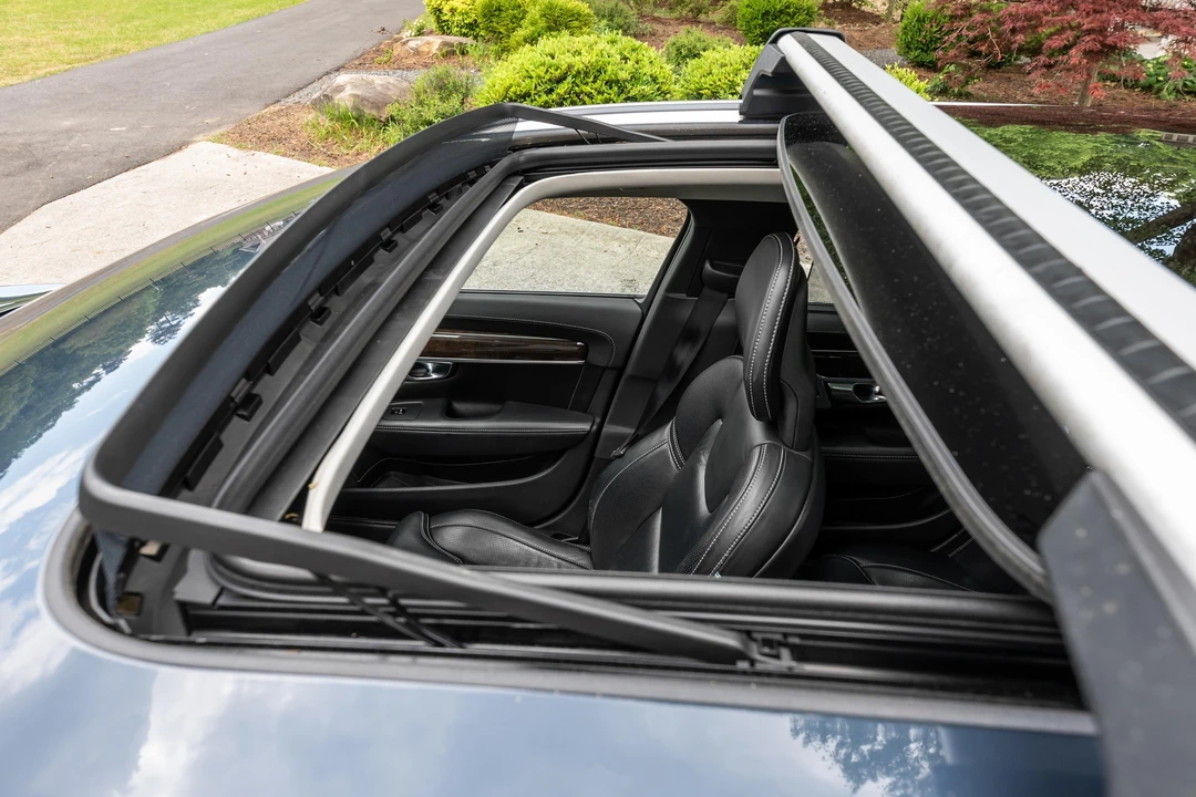 2018 Volvo V90 - Image 26 of 31