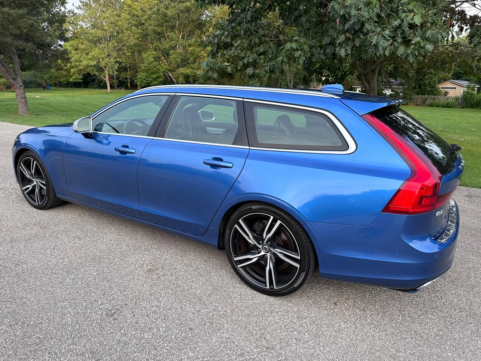 2018 Volvo V90 - Image 11 of 31