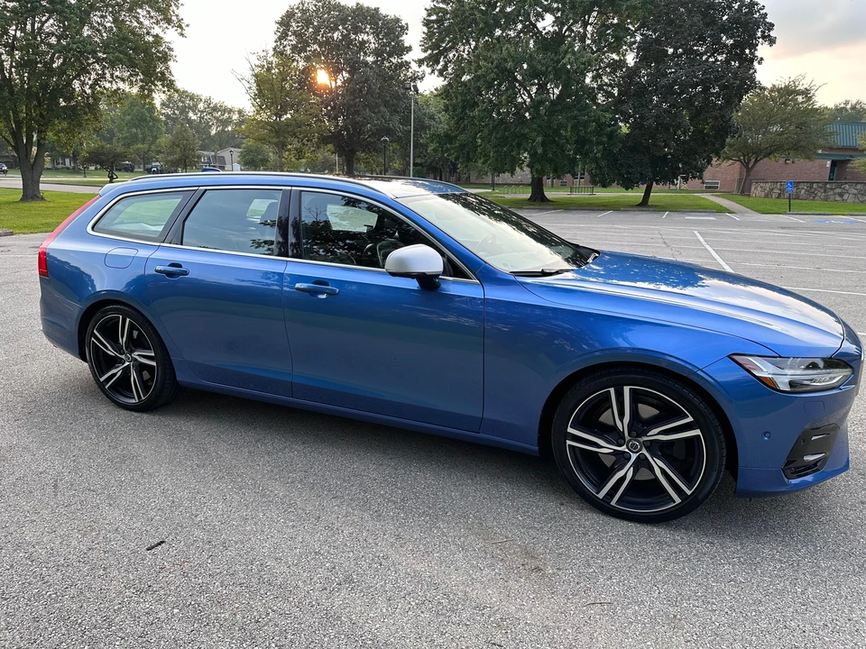 2018 Volvo V90 - Image 17 of 31