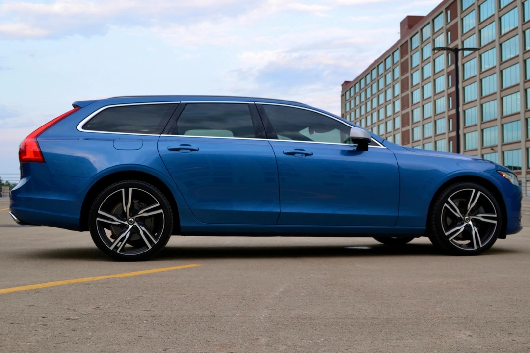 2018 Volvo V90 - Image 3 of 31