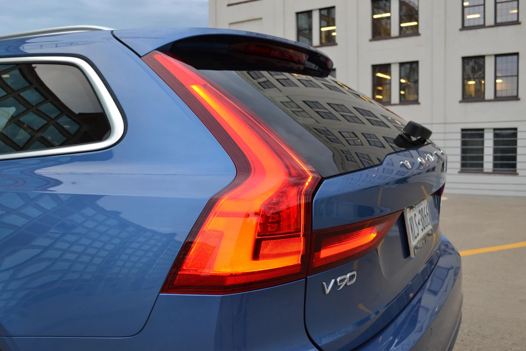 2018 Volvo V90 - Image 25 of 31