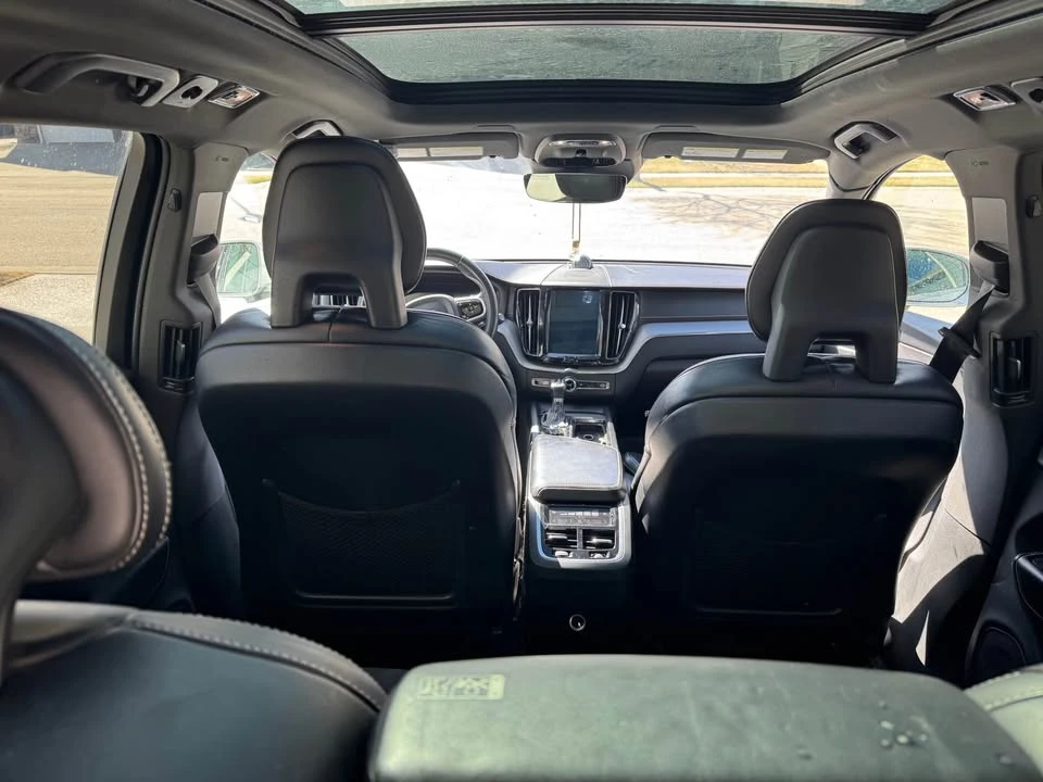 2018 Volvo XC60 2nd Gen - Image 6 of 8