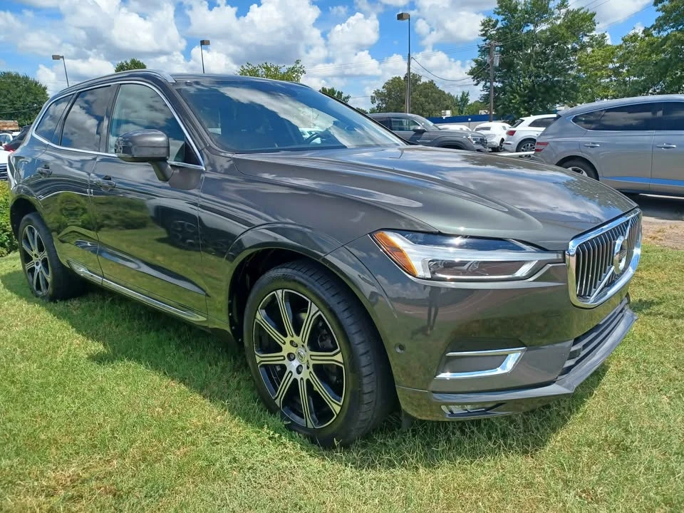 2018 Volvo XC60 2nd Gen - Image 2 of 20