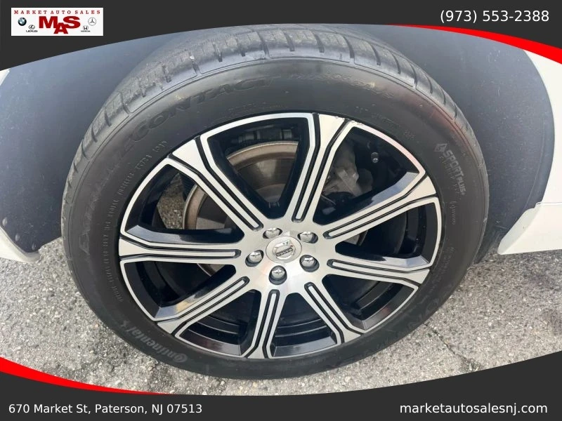 2018 Volvo XC60 2nd Gen - Image 10 of 12