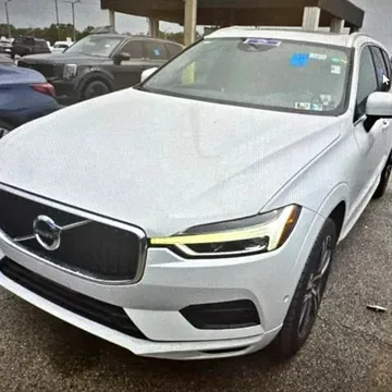2018 Volvo XC60 T5 Momentum