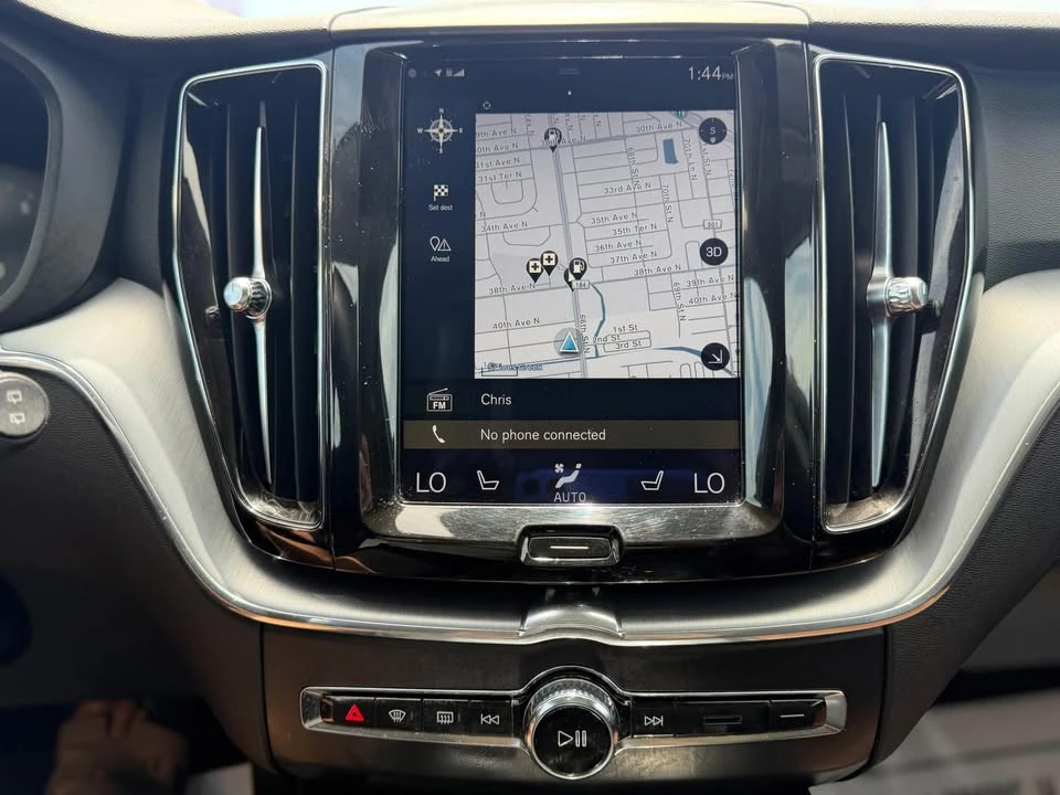 2018 Volvo XC60 2nd Gen - Image 16 of 20