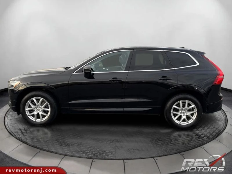 2018 Volvo XC60 2nd Gen - Image 2 of 12