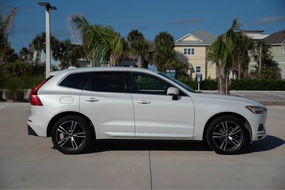 2018 Volvo XC60 2nd Gen - Image 2 of 16