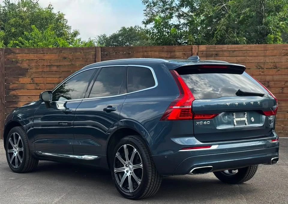 2018 Volvo XC60 2nd Gen - Image 3 of 19