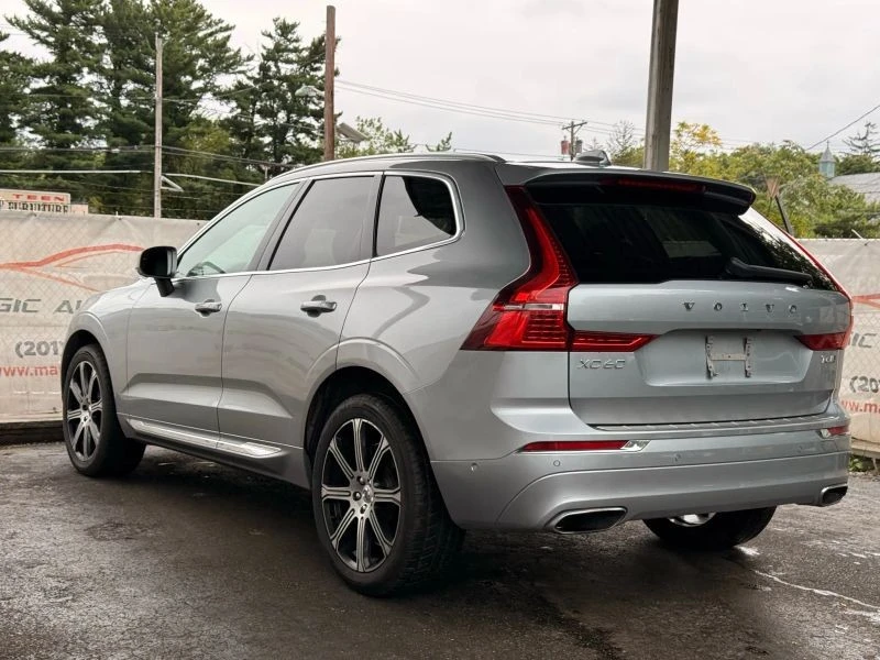 2018 Volvo XC60 2nd Gen - Image 11 of 12