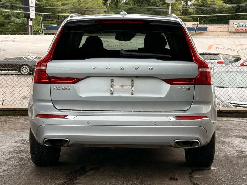 2018 Volvo XC60 2nd Gen - Image 10 of 12