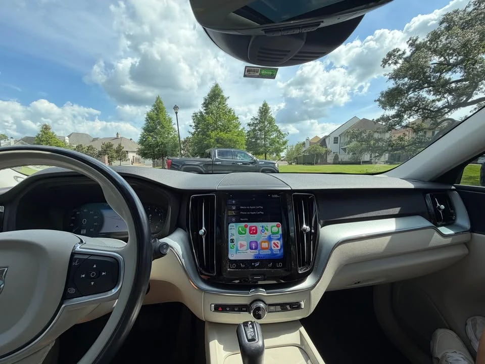 2018 Volvo XC60 2nd Gen - Image 12 of 16