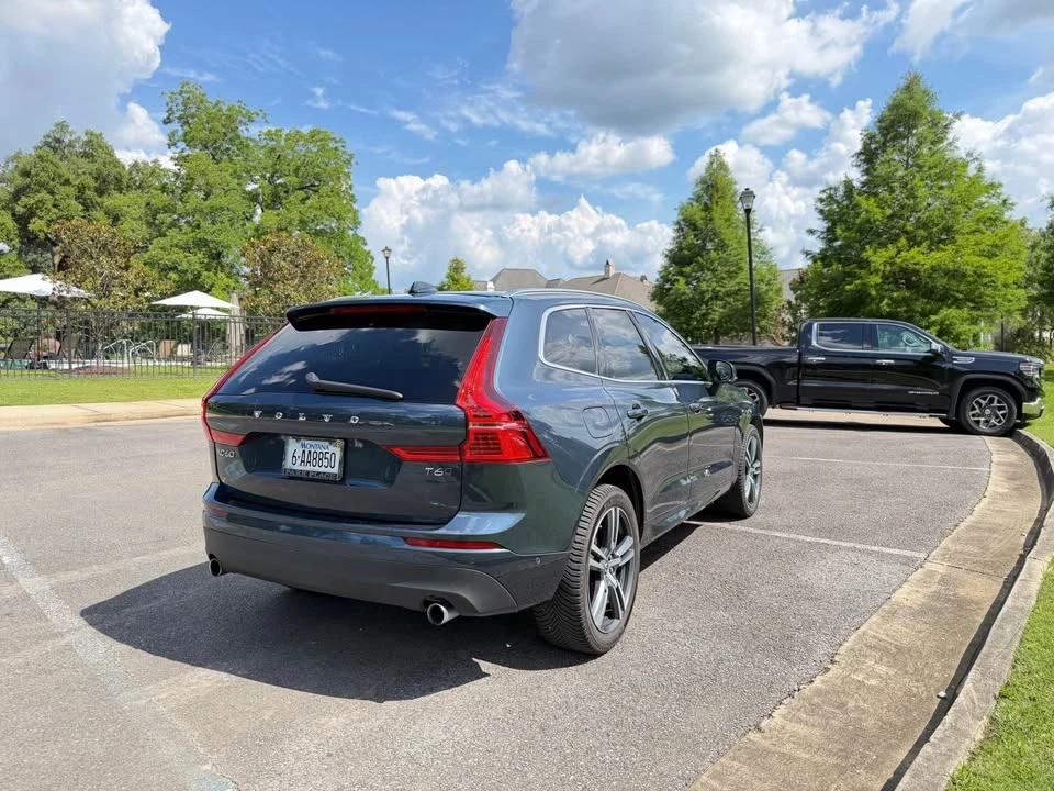 2018 Volvo XC60 2nd Gen - Image 3 of 16