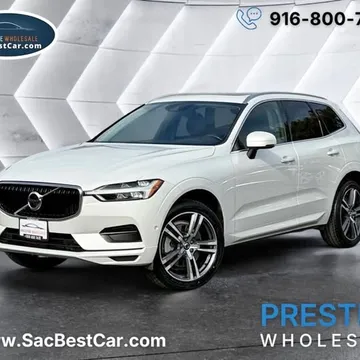 2018 Volvo XC60 T6 Momentum Sport Utility 4D
