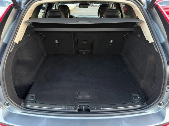 2018 Volvo XC60 2nd Gen - Image 10 of 21