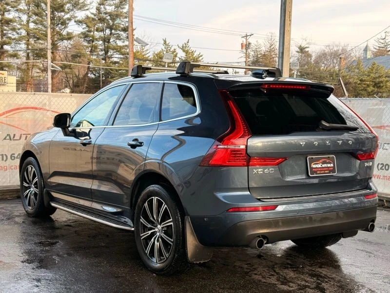 2018 Volvo XC60 2nd Gen - Image 11 of 12