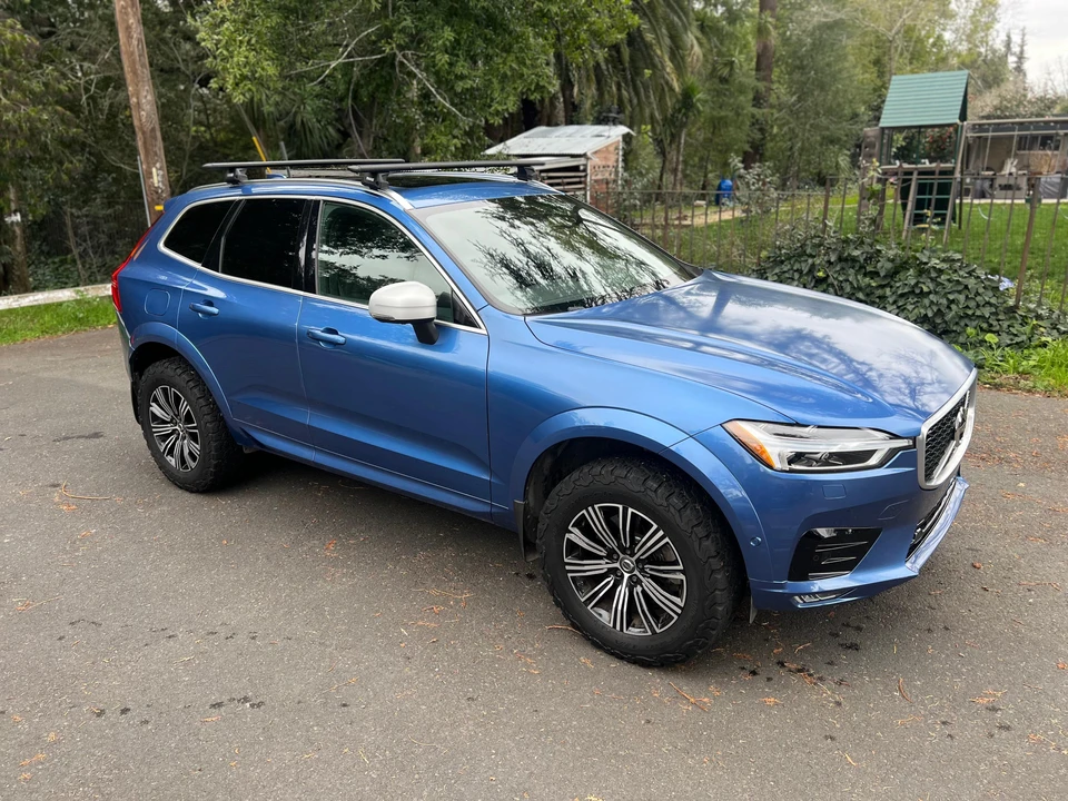 2018 Volvo XC60 2nd Gen - Image 18 of 31