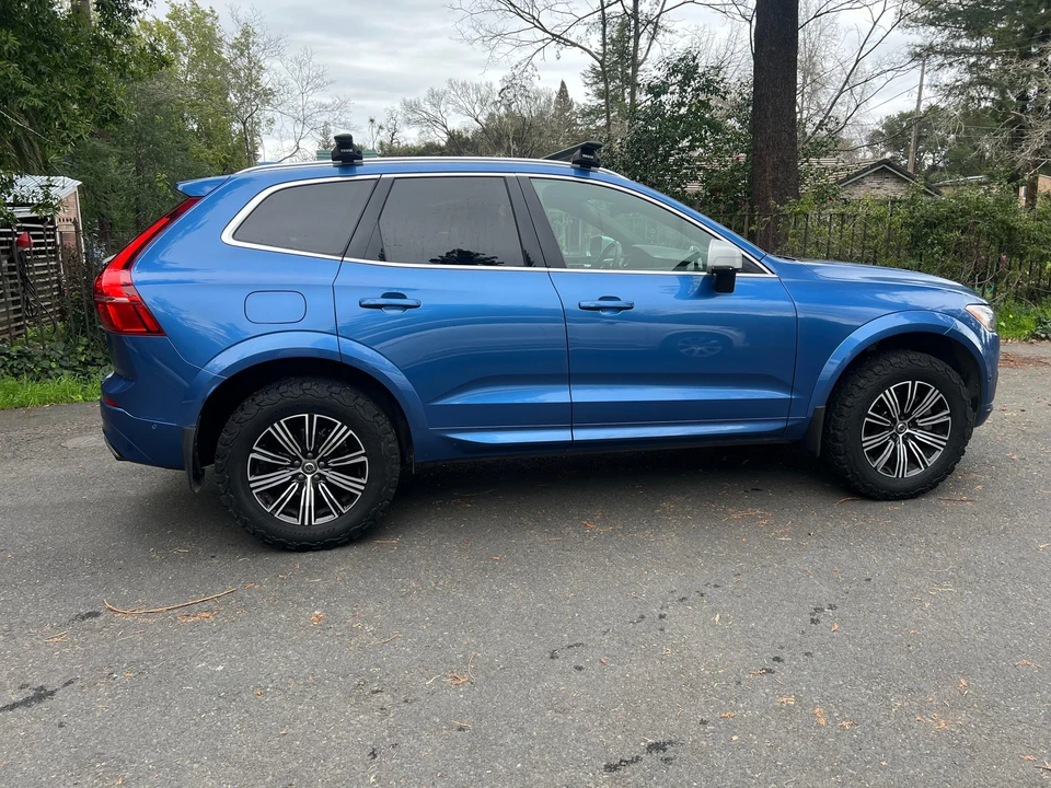 2018 Volvo XC60 2nd Gen - Image 17 of 31