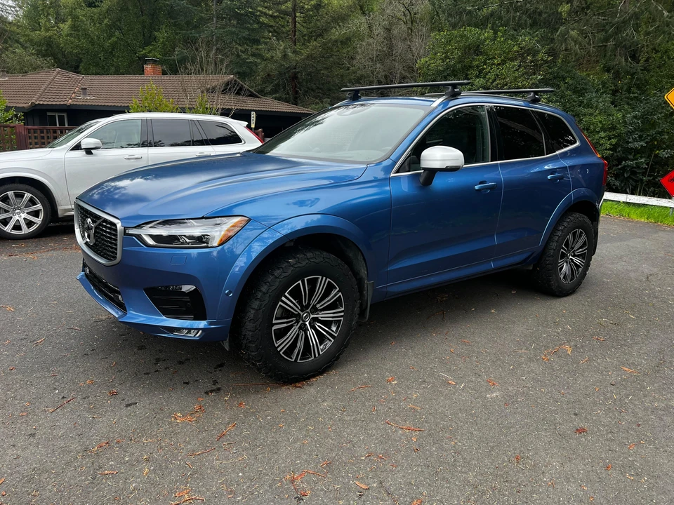 2018 Volvo XC60 2nd Gen - Image 10 of 31