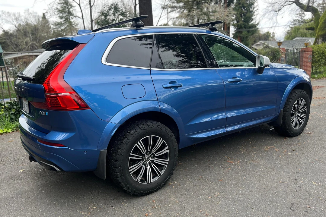 2018 Volvo XC60 2nd Gen - Image 4 of 31