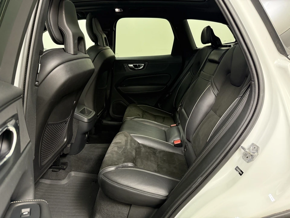 2018 Volvo XC60 2nd Gen - Image 21 of 21