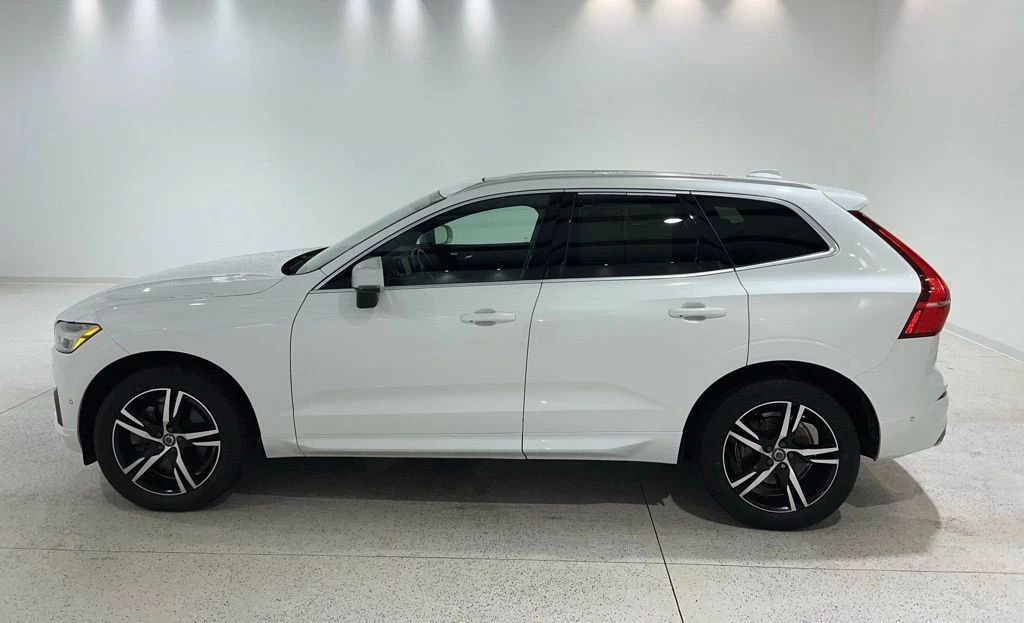 2018 Volvo XC60 2nd Gen - Image 2 of 21