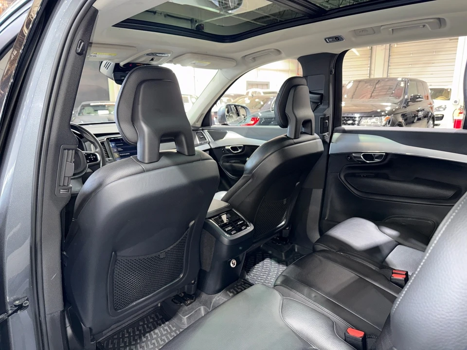 2018 Volvo XC90 2nd Gen - Image 11 of 12