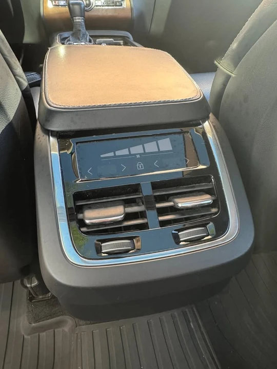2018 Volvo XC90 2nd Gen - Image 14 of 20