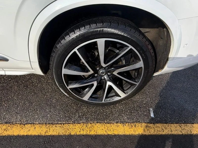 2018 Volvo XC90 2nd Gen - Image 9 of 12