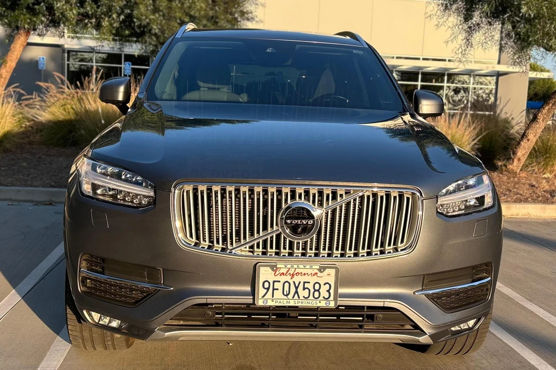 2018 Volvo XC90 2nd Gen - Image 2 of 31