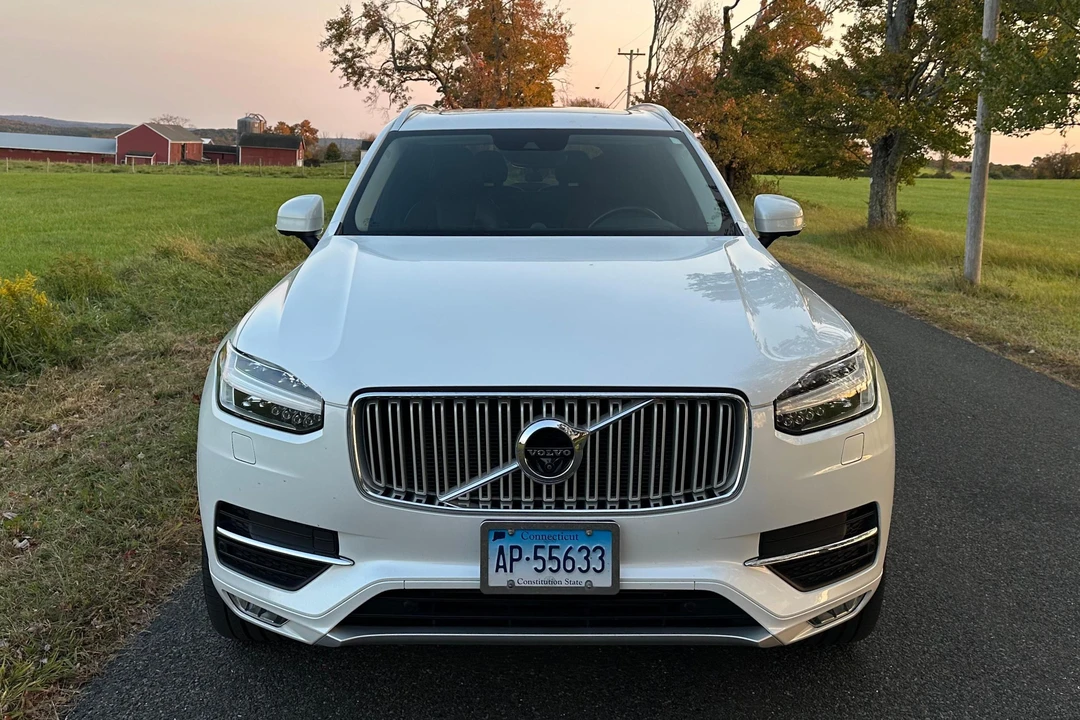 2018 Volvo XC90 2nd Gen - Image 2 of 31