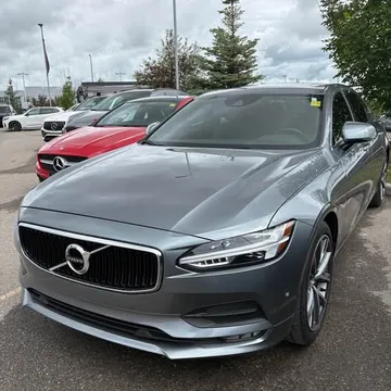 2018 Volvo S90 Momentum