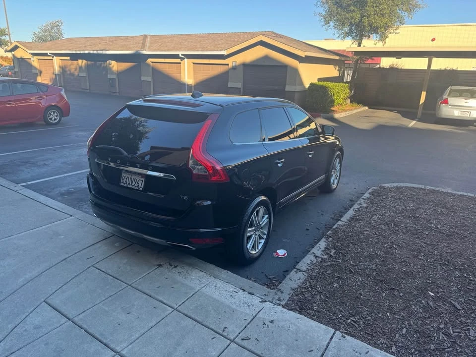 2018 Volvo XC60 2nd Gen - Image 3 of 6