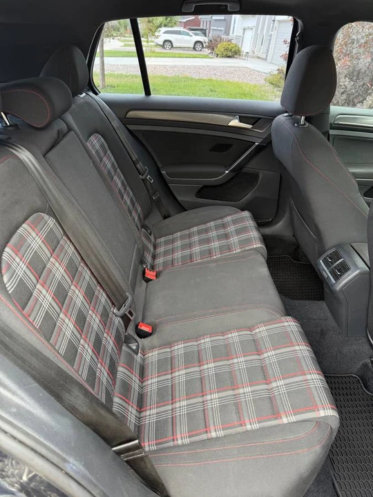 2018 Volkswagen GTI Mk7 - Image 16 of 17