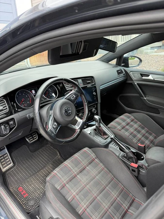 2018 Volkswagen GTI Mk7 - Image 17 of 17