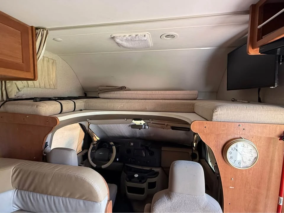 2018 Winnebago - Image 8 of 10