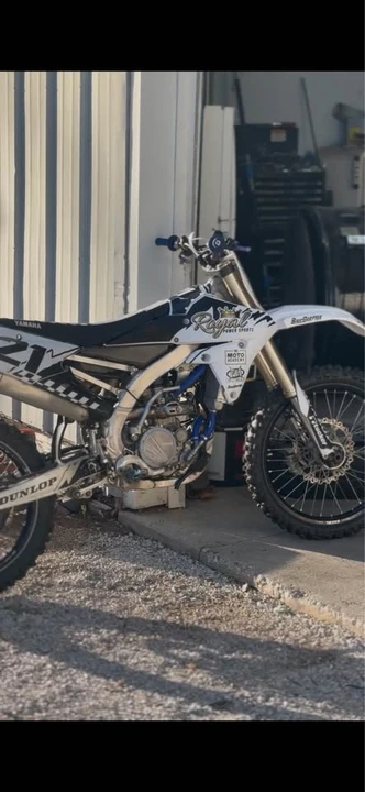 2018 Yamaha YZF - Image 2 of 7