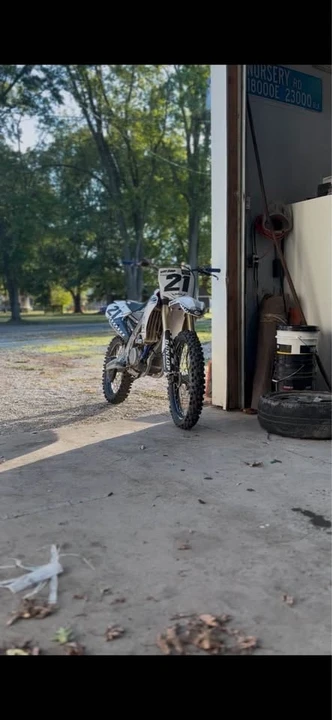 2018 Yamaha YZF - Image 3 of 7