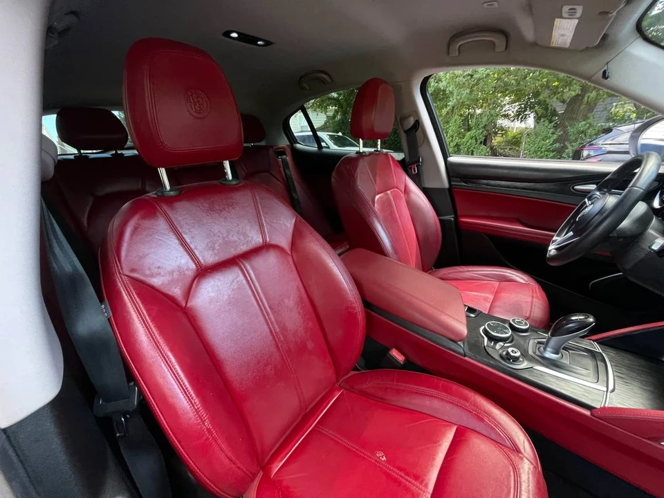 2018 Alfa Romeo Stelvio - Image 13 of 19