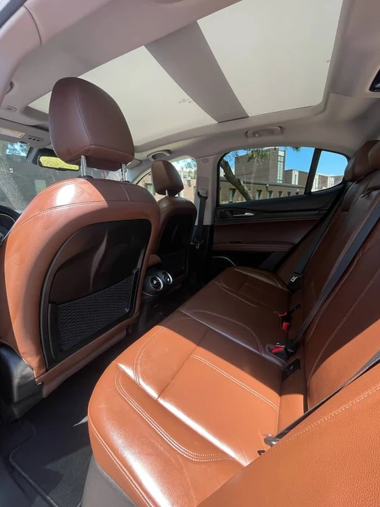 2018 Alfa Romeo Stelvio - Image 14 of 23