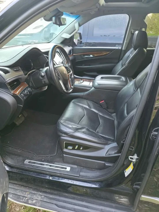 2018 Cadillac Escalade 4th Gen - Image 7 of 10