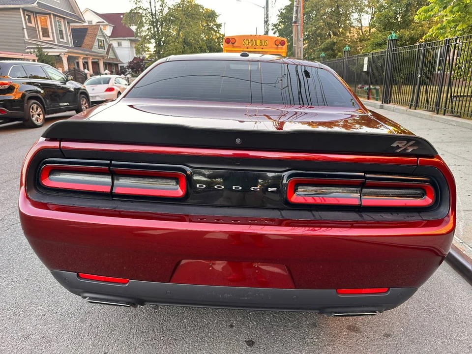 2018 Dodge Challenger 3rd Gen - Image 6 of 15