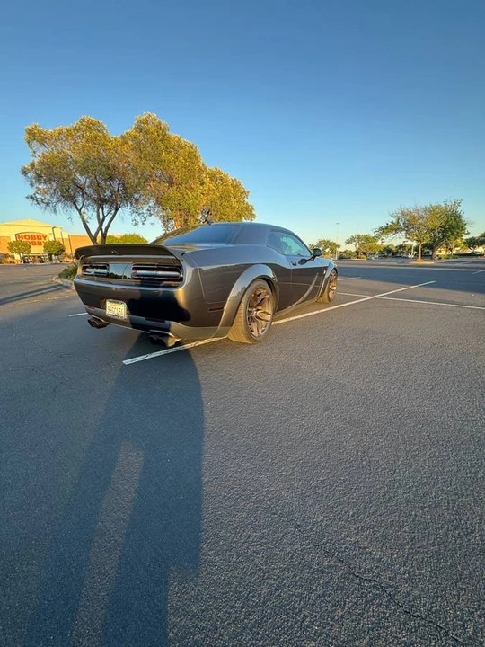 2018 Dodge Challenger SRT Hellcat 3rd Gen - Image 8 of 15