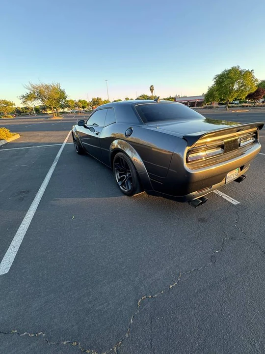 2018 Dodge Challenger SRT Hellcat 3rd Gen - Image 5 of 15
