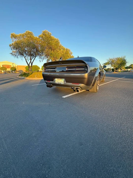 2018 Dodge Challenger SRT Hellcat 3rd Gen - Image 7 of 15
