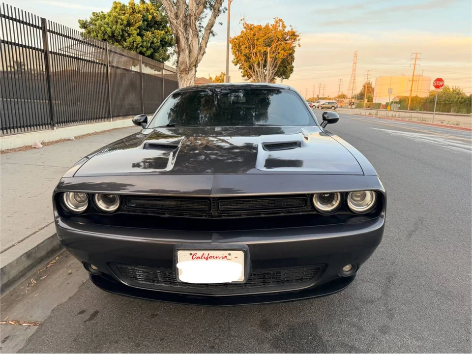 2018 Dodge Challenger 3rd Gen - Image 2 of 15